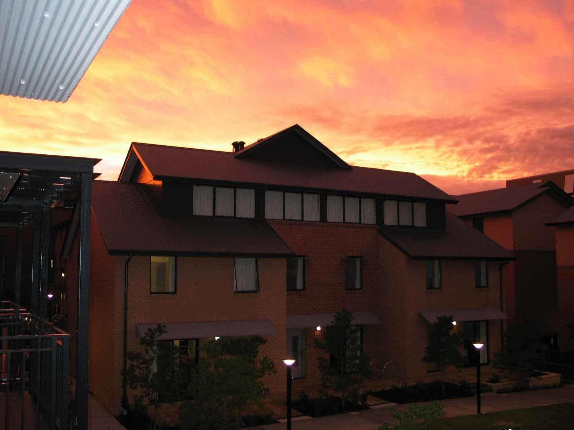Sydney University Village Esterno foto